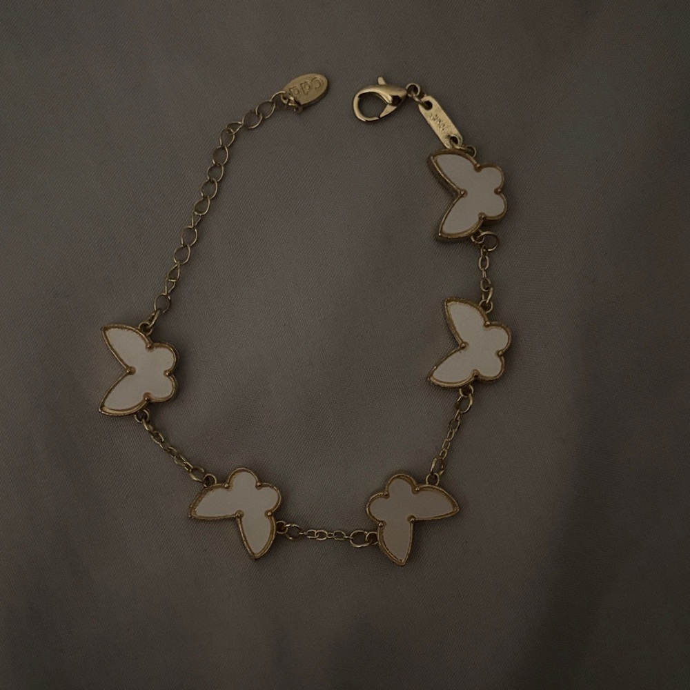 Elegant Gold Butterfly Bracelet